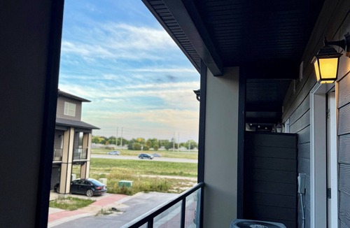 Fort Gary House | Cozy 2bedroom Luxury town house