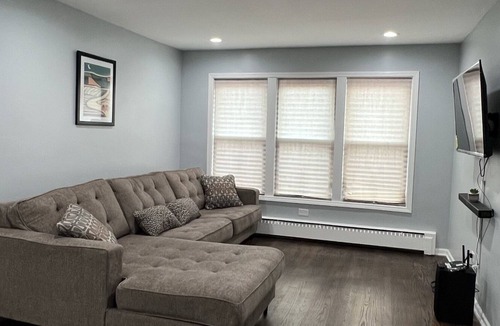 Burnside Condo | Cozy 2BR/1BA Close 12mi to downtown - Entire Unit