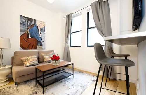 Hamilton Heights House | Cozy 2BR -20 Min to Times Square