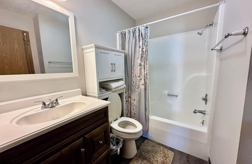 St. Robert House | Cozy 2BR: 5 Min to Fort Leonard Wood
