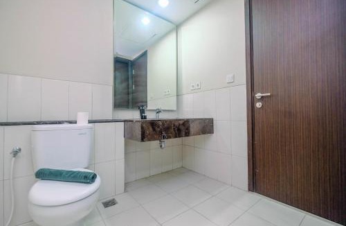 Mampang Prapatan Apartment | Cozy 2BR Apartment Nine Residence with City View By Travelio