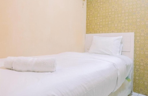 Pancoran Apartment | Cozy 2BR at Kalibata City Apartment By Travelio