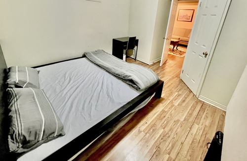 Sharon Apartment | Cozy 2BR Basement Apt in Newmarket