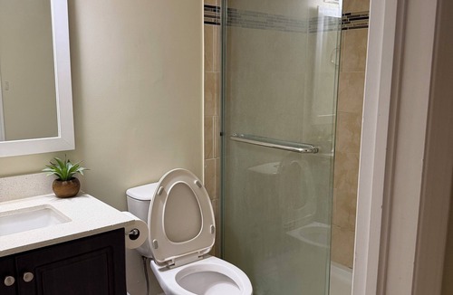 Brampton House | Cozy 2BR Basement | Private Entry + Parking