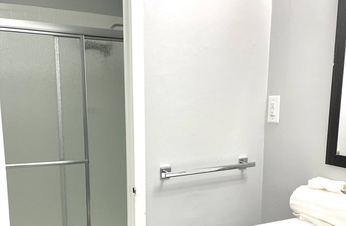 Cherry Hill Condo | Cozy 2BR Condo w/Amazing Views