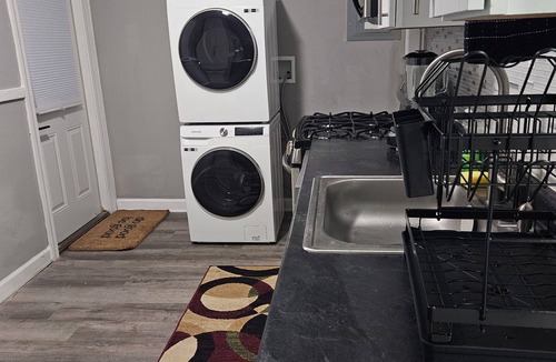 University City House | Cozy 2BR Home in Delmar Loop