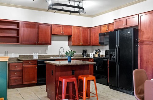 McNeil Apartment | Cozy 2BR in Champion City Park 3684