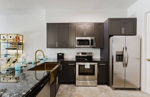 Fort Lauderdale Apartment | Cozy 2BR Near FLL Airport, Dania Beach & Pointe
