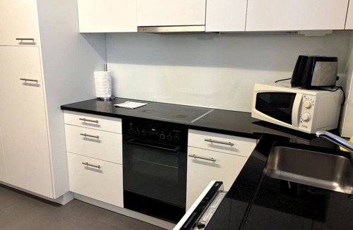 Enge Apartment | Cozy 2BR near lake and train station (Wille 8)