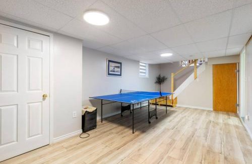 Plantagenet House | Cozy 2BR plus Loft Game Room and River Nearby