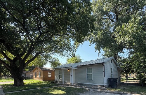 Killeen House | Cozy 2BR Retreat 5 Min to Ft.Hood King Suite