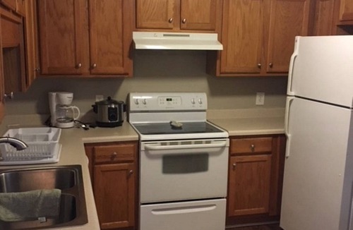 Eatonton House | Cozy 2BR Townhouse in a quiet cove on Lake Oconee