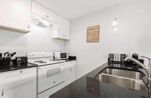 Junius Heights Apartment | Cozy 2BR unit 5 minutes from Downtown Dallas and The State Fair of Texas