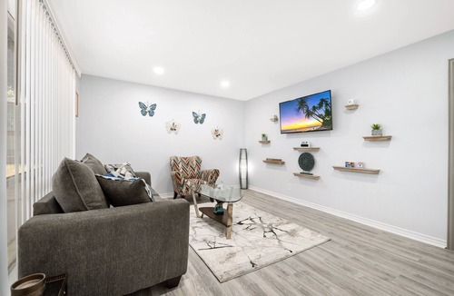 Junius Heights Apartment | Cozy 2BR unit 5 minutes from Downtown Dallas and The State Fair of Texas