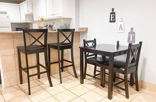 Franklin Apartment | Cozy 2BR with private parking