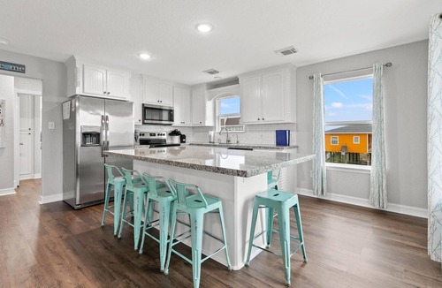 Surfside Beach House | Cozy 2nd Row Beach House w Ocean Views in lovely Surfside Beach