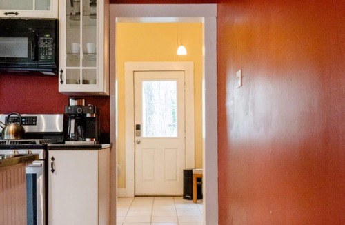 Fairmount House | Cozy 3/2 Fort Worth Historic Home- off Magnolia Ave. Pet Friendly. Near Downtown