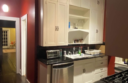 Fairmount House | Cozy 3/2 Fort Worth Historic Home- off Magnolia Ave. Pet Friendly. Near Downtown