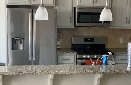 Wheatland House | Cozy 3 Bed Home in Gated Community