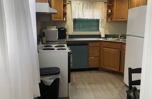 South Glens Falls House | Cozy 3 bedroom house