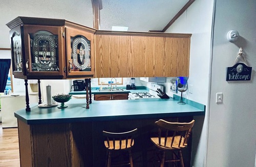Bryan House | Cozy 3 Bedroom/2 Bath