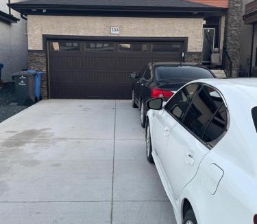 Transcona Apartment | Cozy 3-Bedroom Basement Suite with Private Entrance