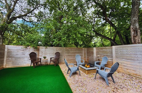 Tanglewood Forest Condo | Cozy 3 bedroom condo 13miles from DT Austin