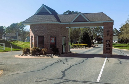 Ocean Pines Condo | Cozy 3-bedroom condo with WiFi, fitness room in fantastic Berlin