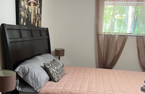 Lafontaine Cottage | Cozy 3 bedroom Cottage for rent in Tiny
