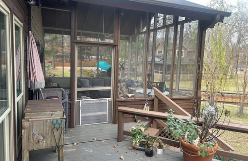 Tool Cottage | Cozy 3-bedroom cottage in lovely Tool on Cedar Creek Lake