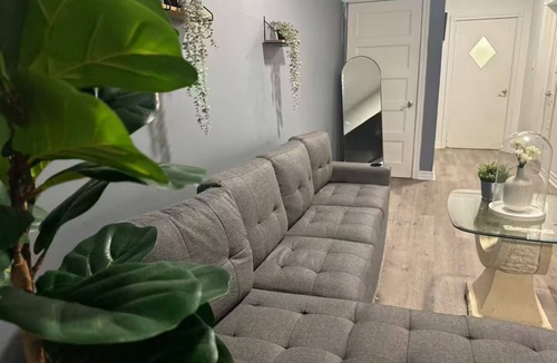 Saint Henri Apartment | Cozy 3 Bedroom Home Near Downtown!
