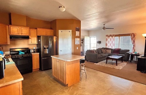 Springer House | Cozy 3 bedroom house in peaceful location