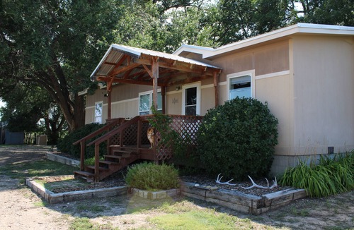 Springer House | Cozy 3 bedroom house in peaceful location