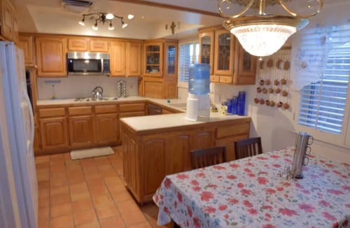 El Paso House | Cozy 3-Bedroom House in West El Paso near UTEP Quiet Neighborhood