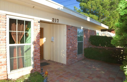 El Paso House | Cozy 3-Bedroom House in West El Paso near UTEP Quiet Neighborhood