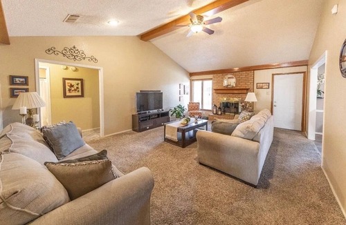 Lubbock House | Cozy 3-bedroom house in charming Lubbock with AC