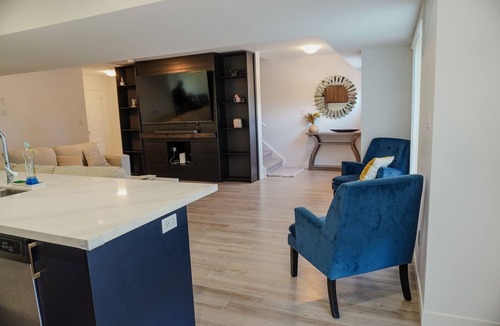 Cambridge House | Cozy 3 Bedroom Townhouse