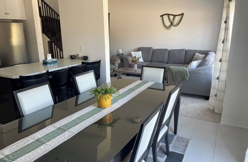 Severn House | Cozy 3 BR family-friendly Home near Lake Couchiching