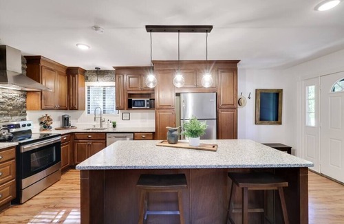 East Stroudsburg House | Cozy 3 BR | Game Area | Fire Pit