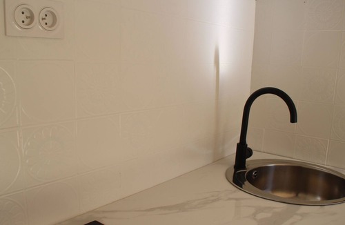 Capvern Apartment | Cozy 3-star studio 2 steps from the Thermes in the Pyrenees in an atypical building