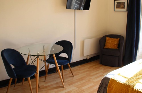 Capvern Apartment | Cozy 3-star studio 2 steps from the Thermes in the Pyrenees in an atypical building