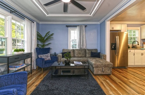 Greensboro House | Cozy 3bdrm 2ba mins from Downtown