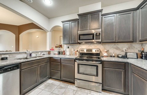 Denton County House | Cozy 3bedroom home nearToyota Stadium, Sandy Beach, Lewisville & Denton, TX