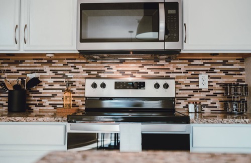 Wetmore House | Cozy 3br/2.5ba home located near UTSA/1604