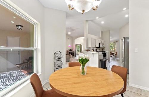 Lakeland House | Cozy 3BR 2BA Getaway Legoland Winterhaven