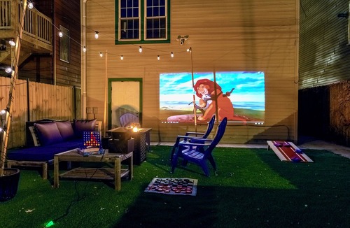 Avondale Apartment | Cozy 3BR Apt w/Park Views, Backyard, & BBQ!