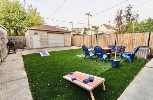 Avondale Apartment | Cozy 3BR Apt w/Park Views, Backyard, & BBQ!