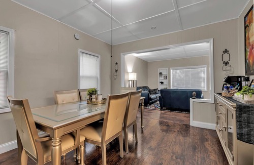 Niagara Falls House | Cozy 3BR Family Home-8 Min to Niagara Falls