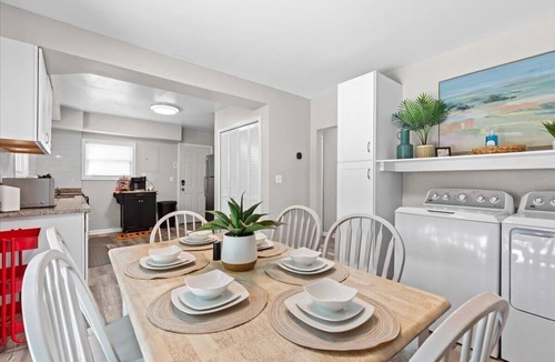 Anchorville House | Cozy 3BR Getaway with Hot Tub, Firepit & BBQ