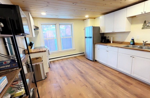 North Lake George Apartment | Cozy 3BR Getaway Near Lake George & Lake Champlain- Pet Friendly-Sleeps 8!